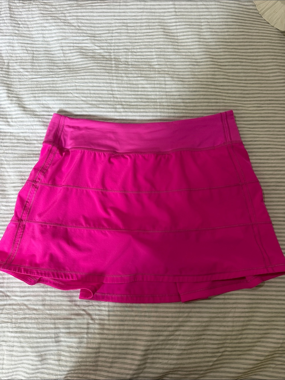 lululemon athletica Women's Skater Skirt - Hot Pink - Picture 2 of 7